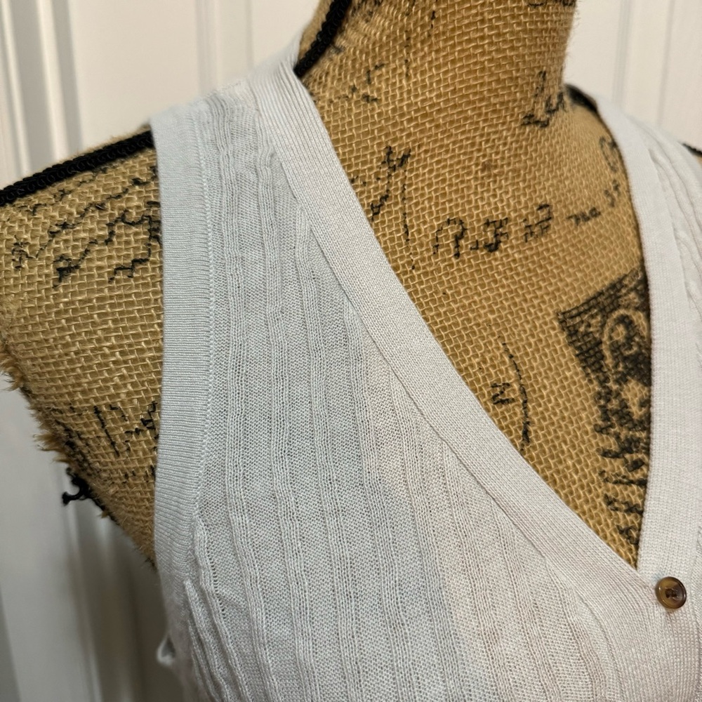 Cropped Ribbed Tank - Picture 3 of 8